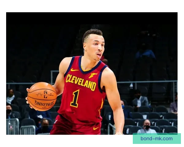 丹特四十岁依然稳坐尼斯防线核心地位展现老将不凡实力