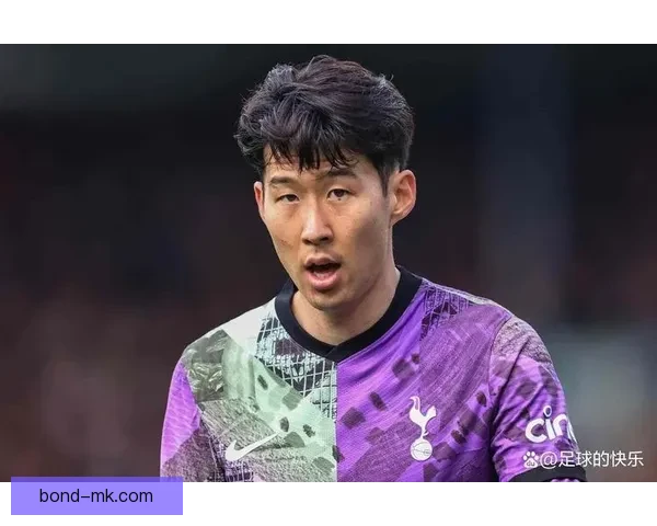 孙兴慜热刺更衣室鼓励队友视频疯传引发球迷热议彰显领袖气质