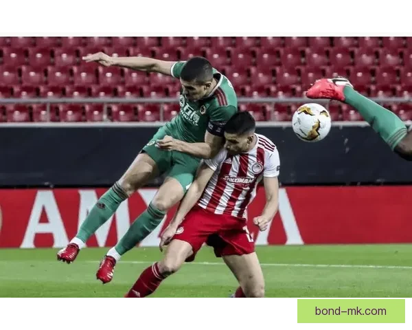 米林科维奇高价转会利雅得新月成转会市场热议焦点助力球队冲击新赛季荣耀